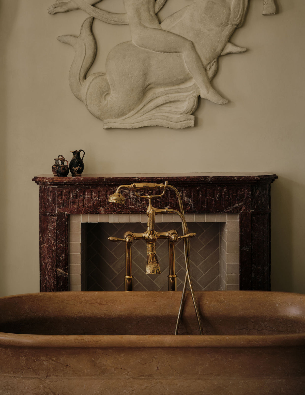 Brooklyn Townhouse principal bathroom marble tub, Montana Labelle Design