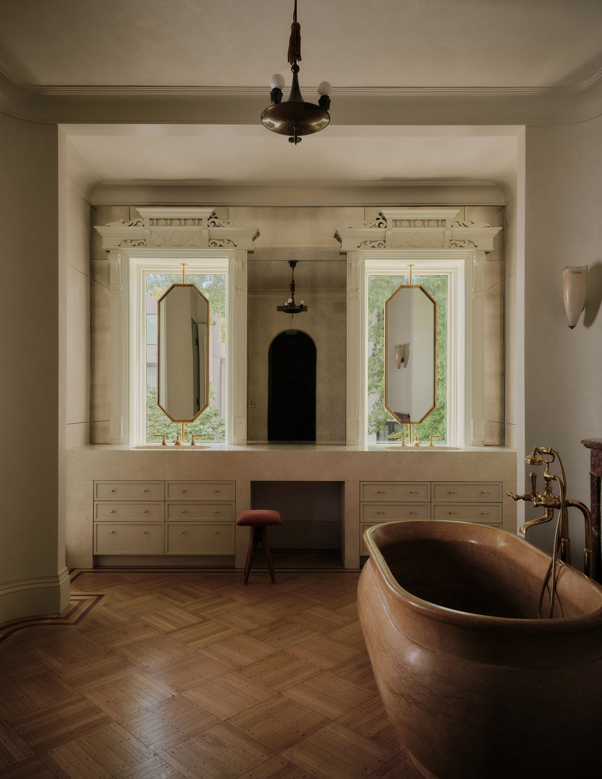 Brooklyn Townhouse principal bathroom, Montana Labelle Design