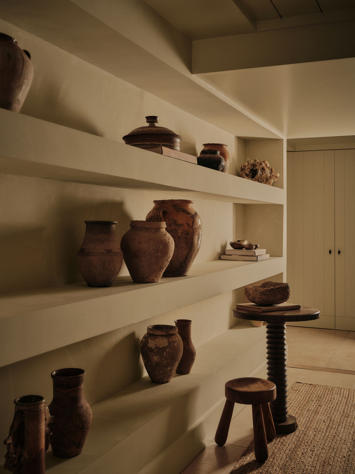 Hill Street shelving detail, Montana Labelle Design