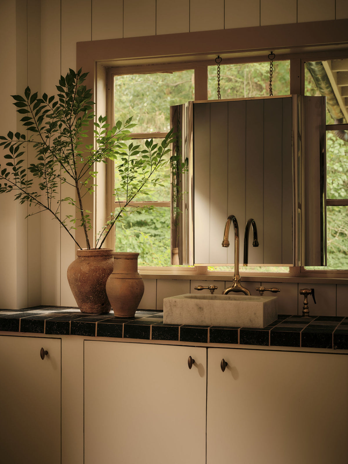 Hill Street kitchen window, Montana Labelle Design